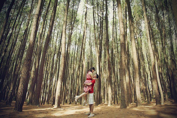 Honeymoon di Hutan Pinus Mangunan